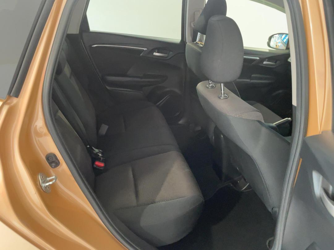 Photo '20' of Honda FIT