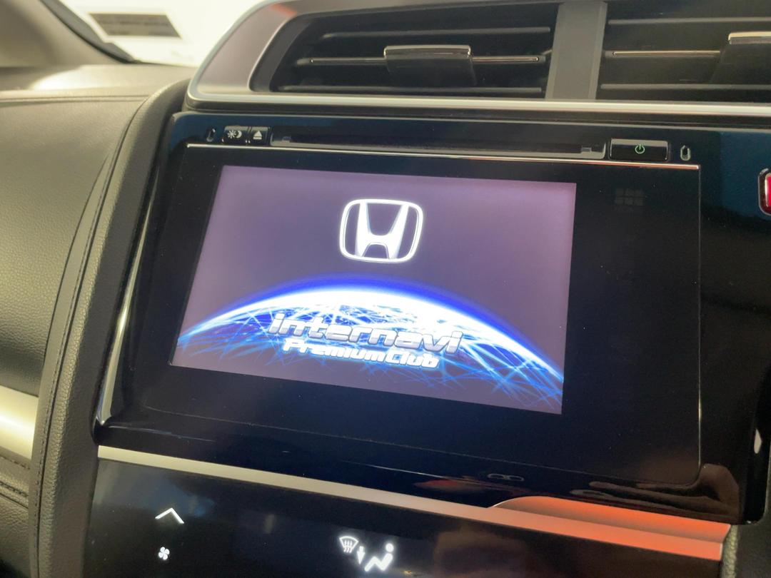 Photo '28' of Honda FIT