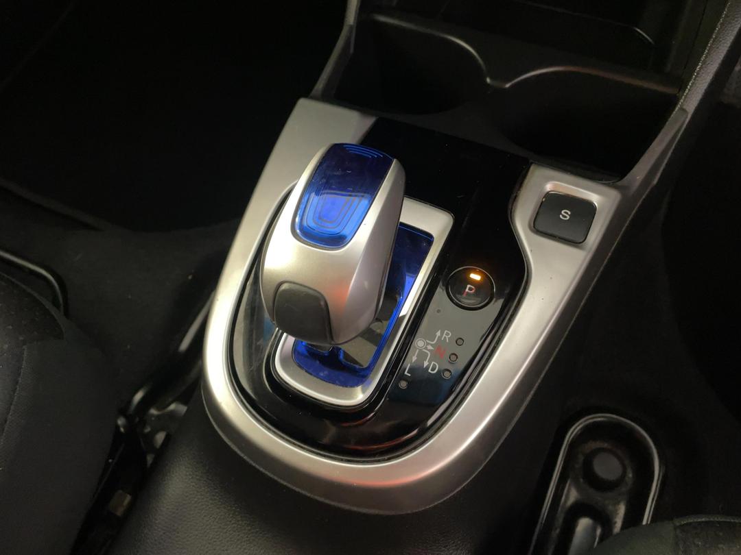 Photo '31' of Honda FIT