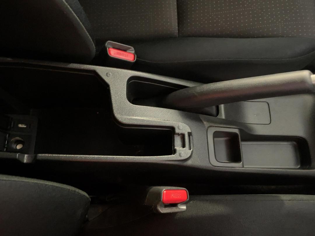 Photo '32' of Honda FIT