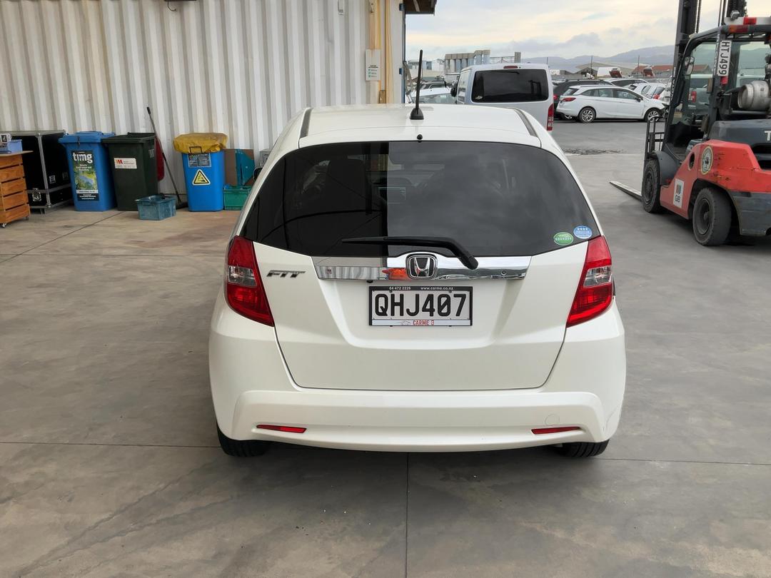 Photo '7' of Honda FIT Photo '7' of Honda FIT