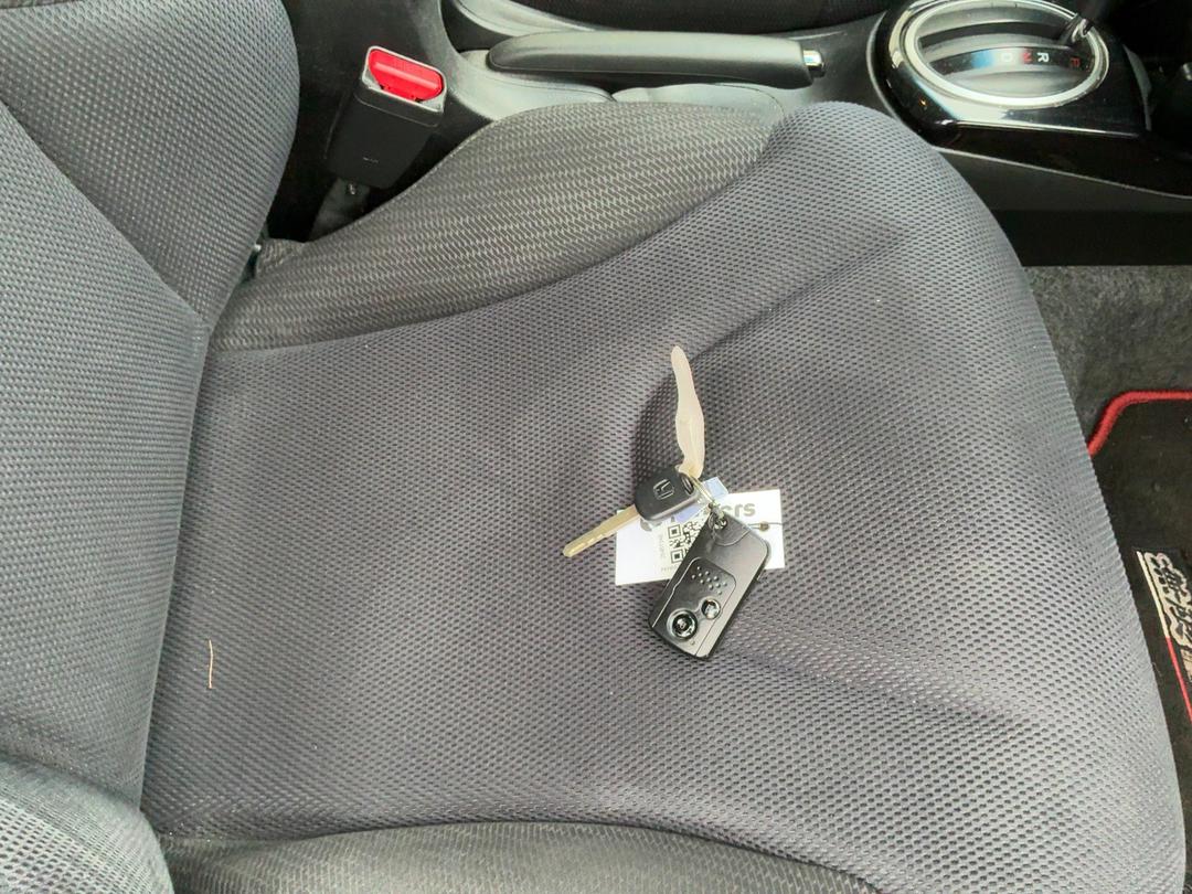 Photo '11' of Honda FIT