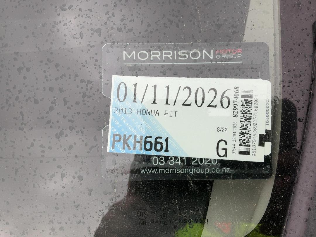 Photo '16' of Honda FIT