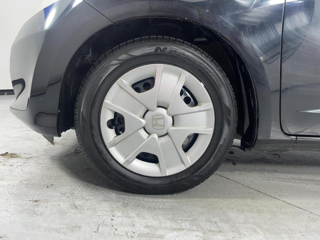 Photo '10' of Honda FIT