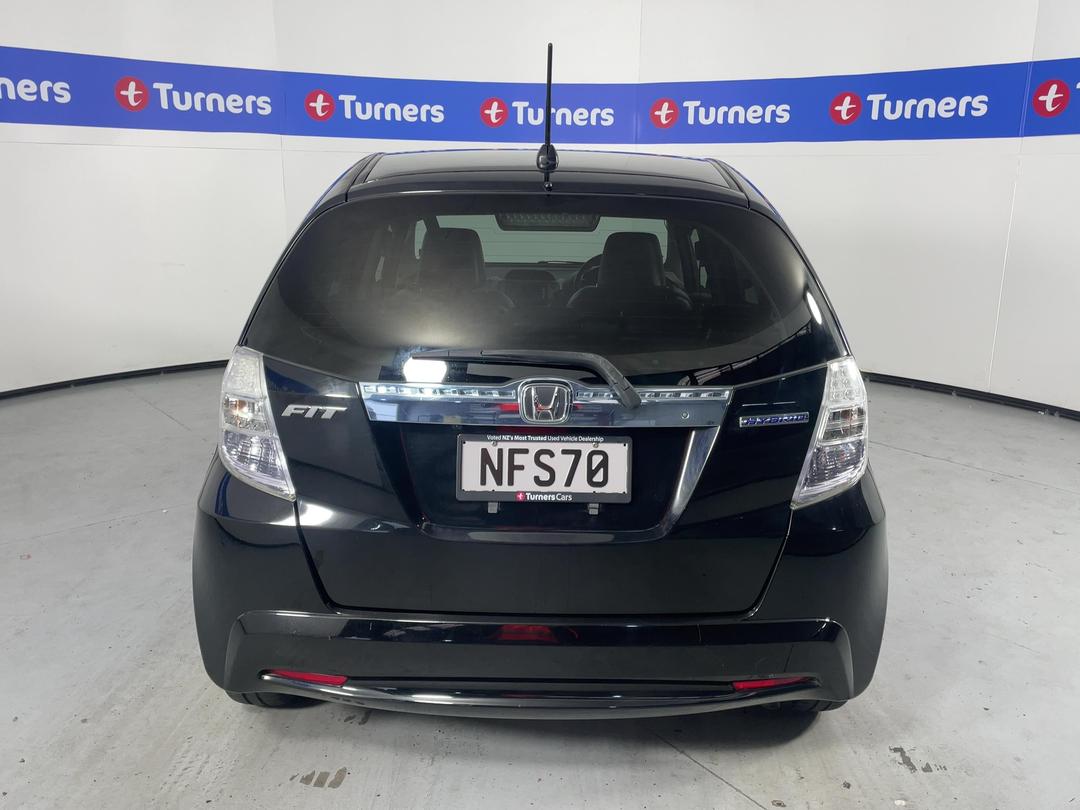 Photo '6' of Honda FIT