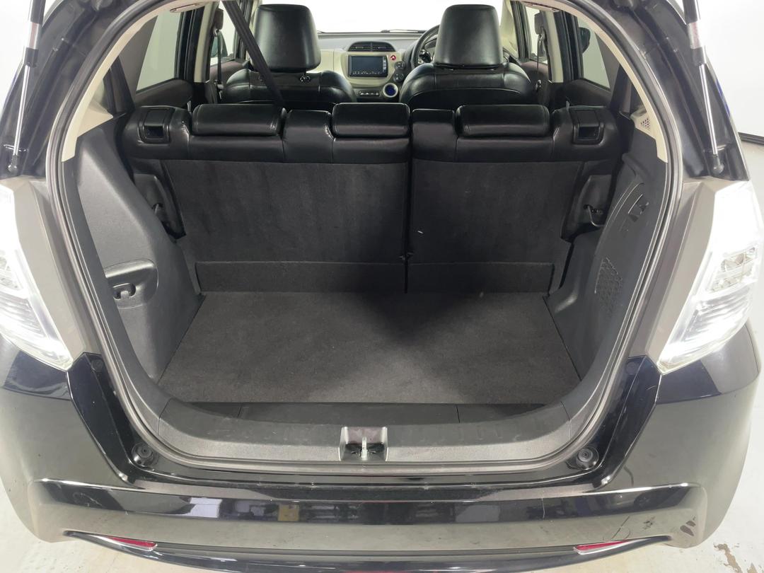 Photo '14' of Honda FIT