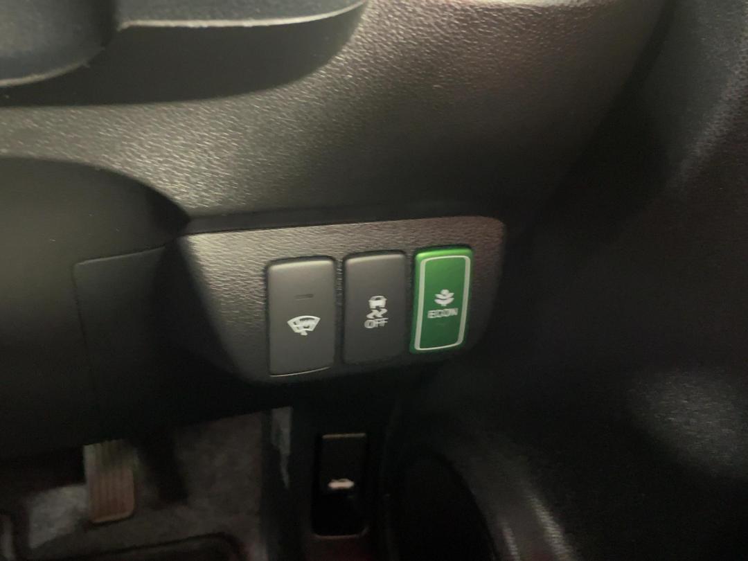 Photo '25' of Honda FIT