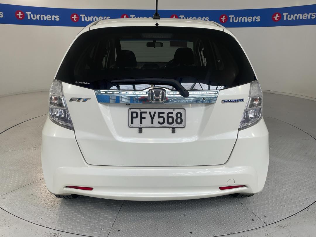 Photo '6' of Honda FIT
