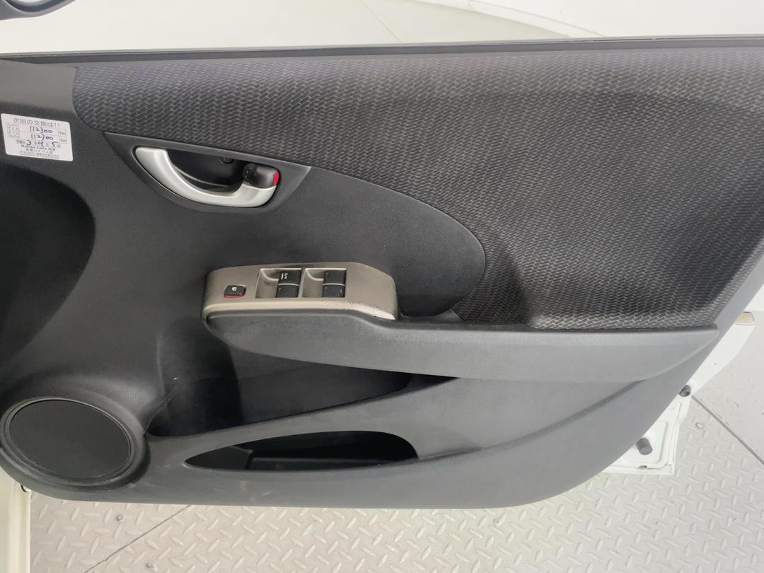 Photo '15' of Honda FIT