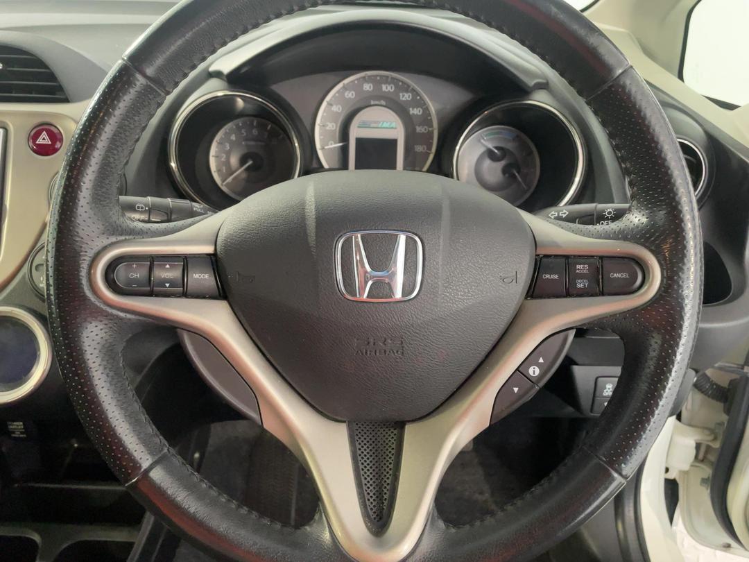 Photo '28' of Honda FIT