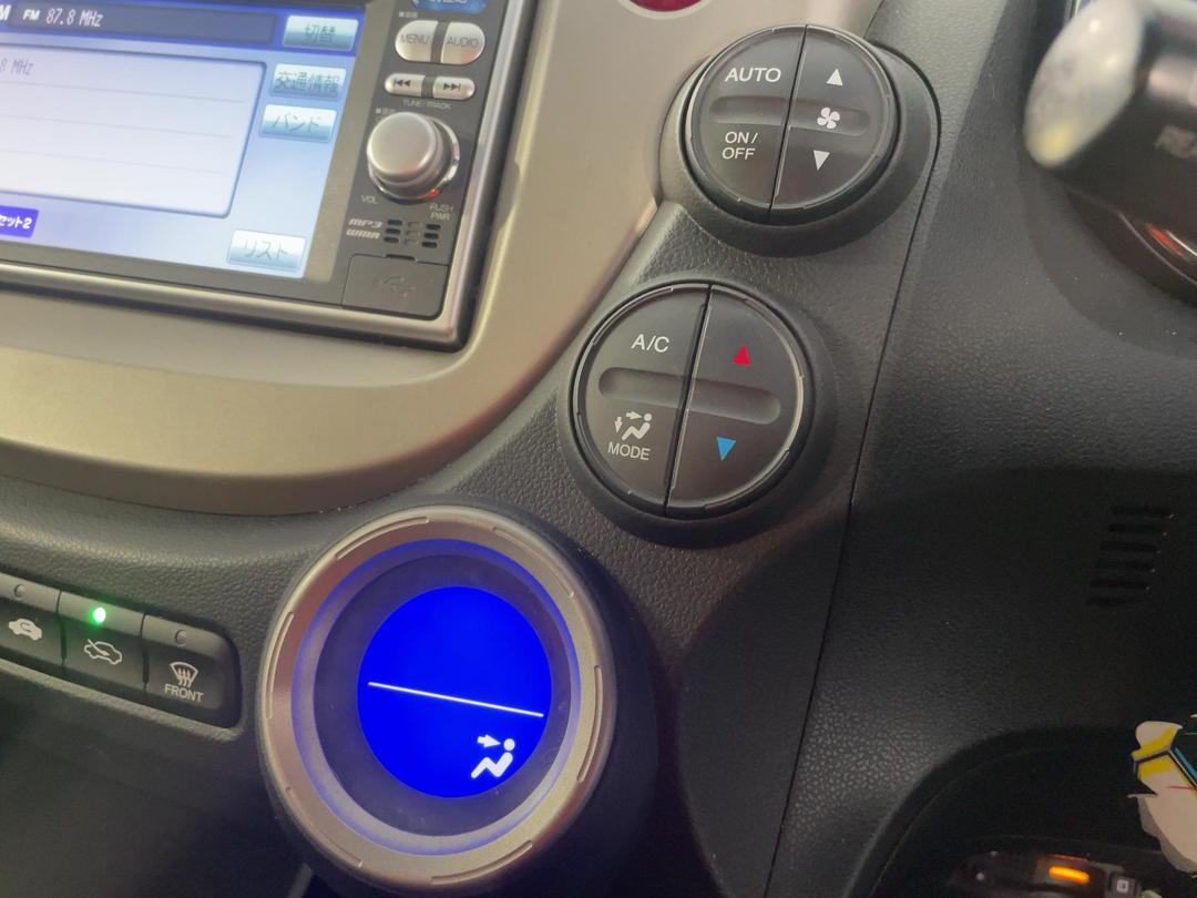 Photo '31' of Honda FIT