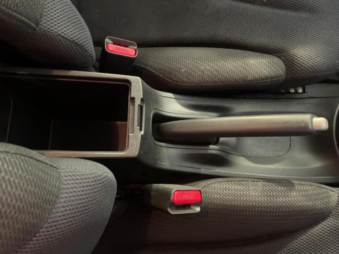 Photo '34' of Honda FIT