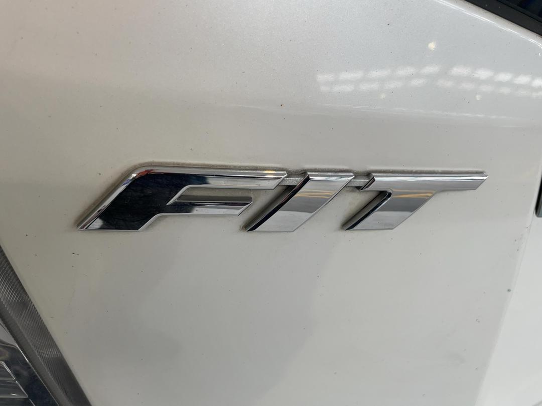 Photo '39' of Honda FIT