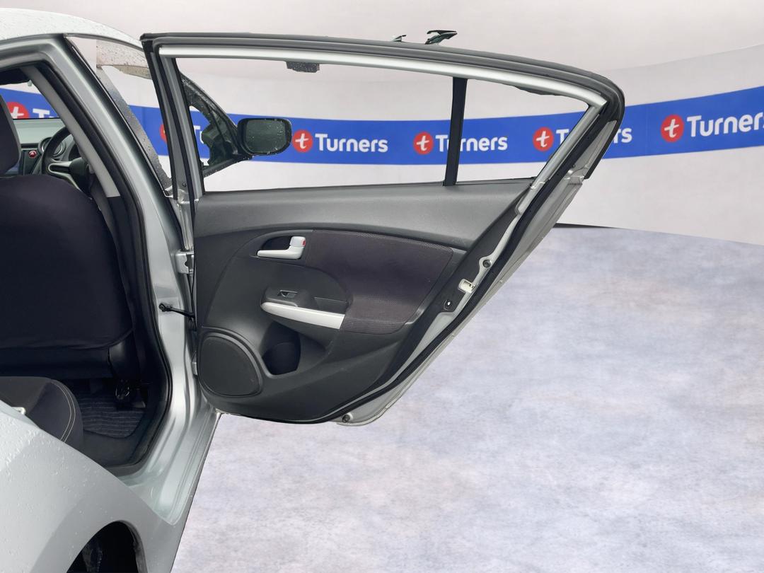 Photo '19' of Honda Insight
