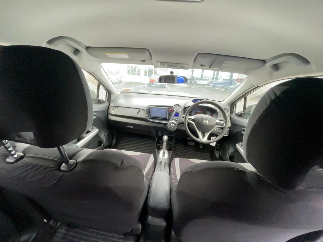 Photo '18' of Honda Insight