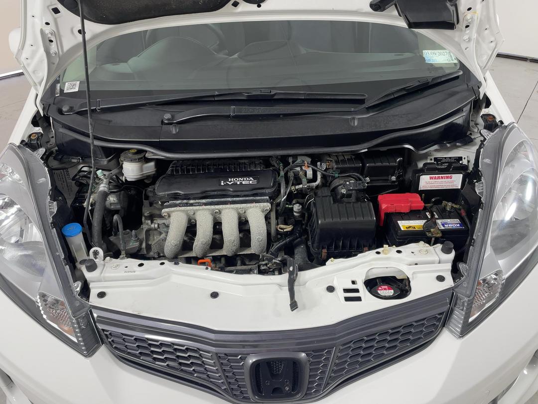 Photo '13' of Honda Jazz