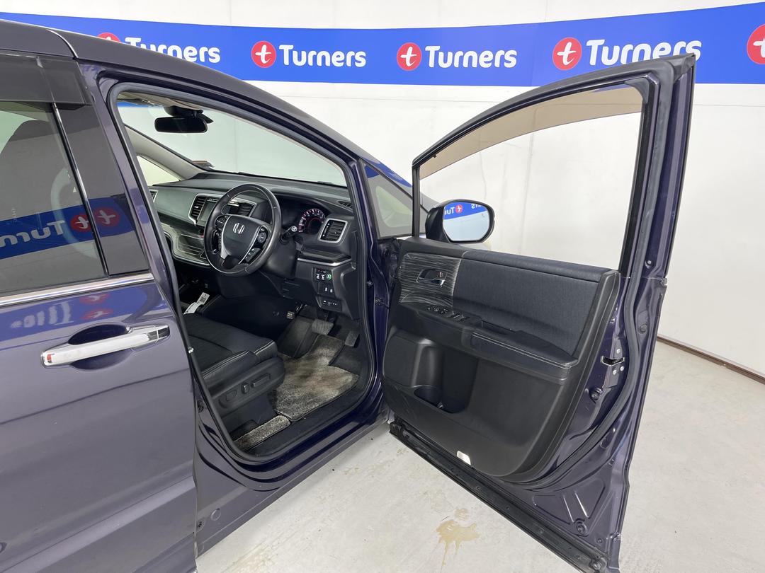 Photo '15' of Honda Odyssey