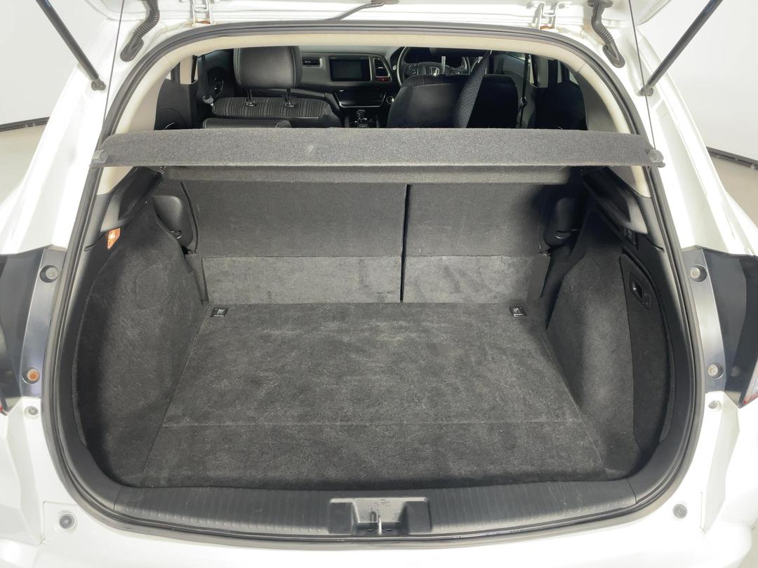 Photo '14' of Honda Vezel