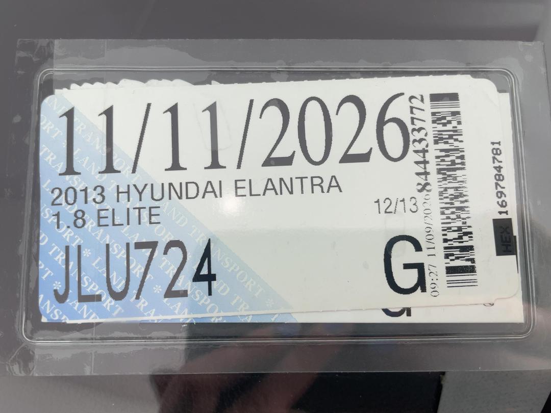 Photo '26' of Hyundai Elantra Photo '26' of Hyundai Elantra
