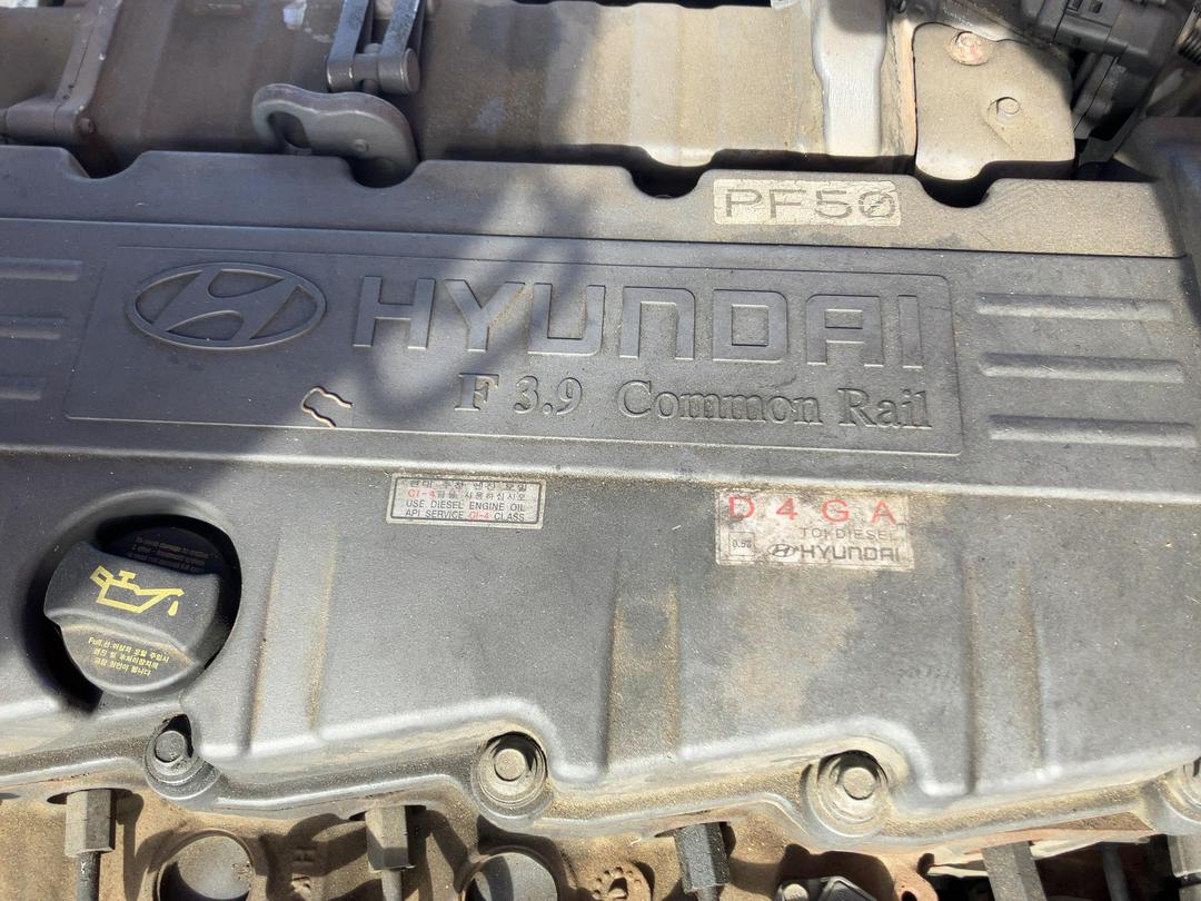 Photo '22' of Hyundai HD60 SUM EURO 5 Box Body