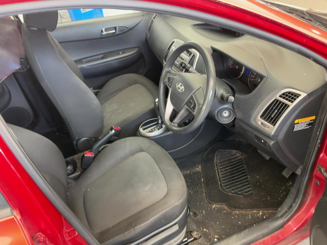Photo '20' of Hyundai I20 PB Photo '20' of Hyundai I20 PB