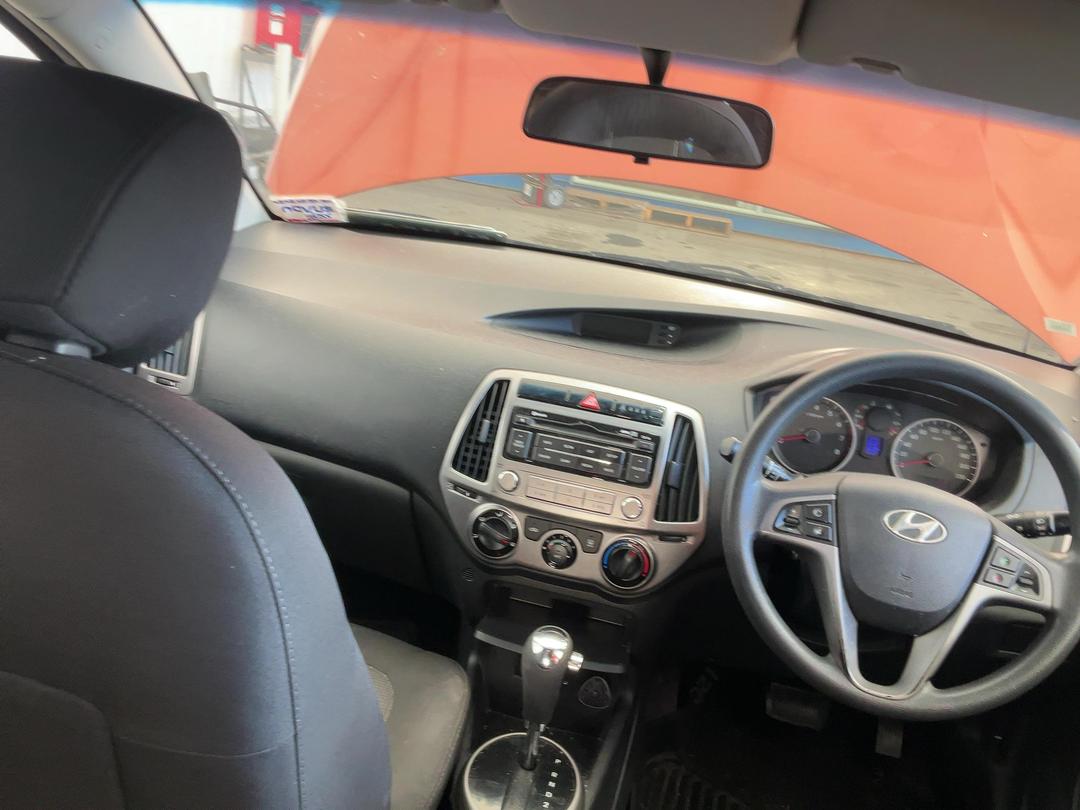 Photo '22' of Hyundai I20 PB Photo '22' of Hyundai I20 PB