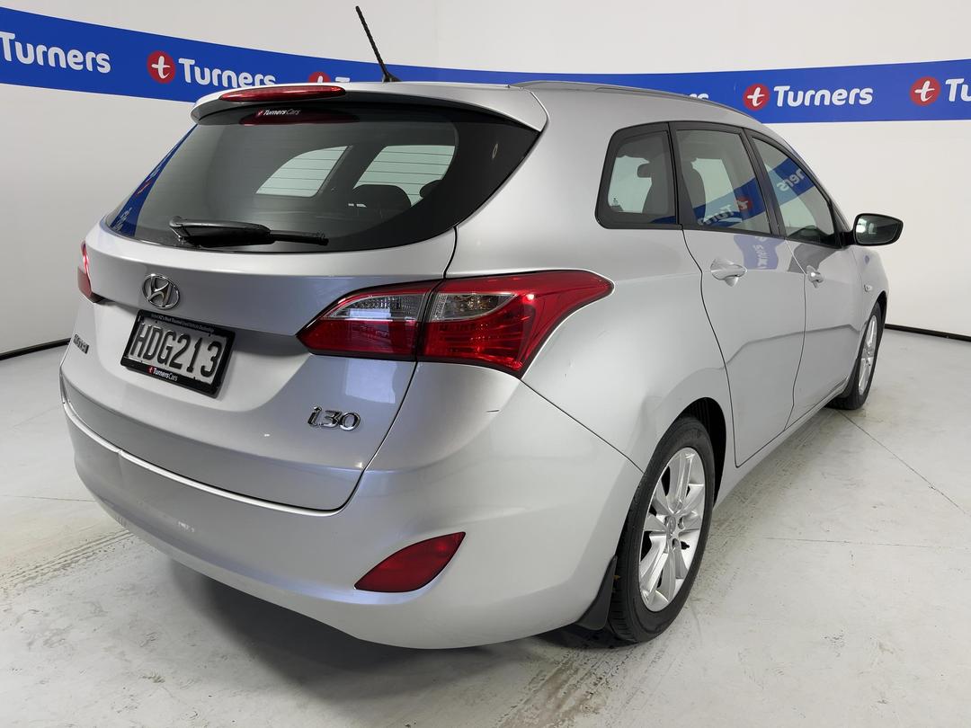 Photo '7' of Hyundai I30