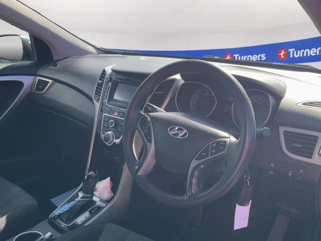 Photo '10' of Hyundai I30 SE Photo '10' of Hyundai I30 SE