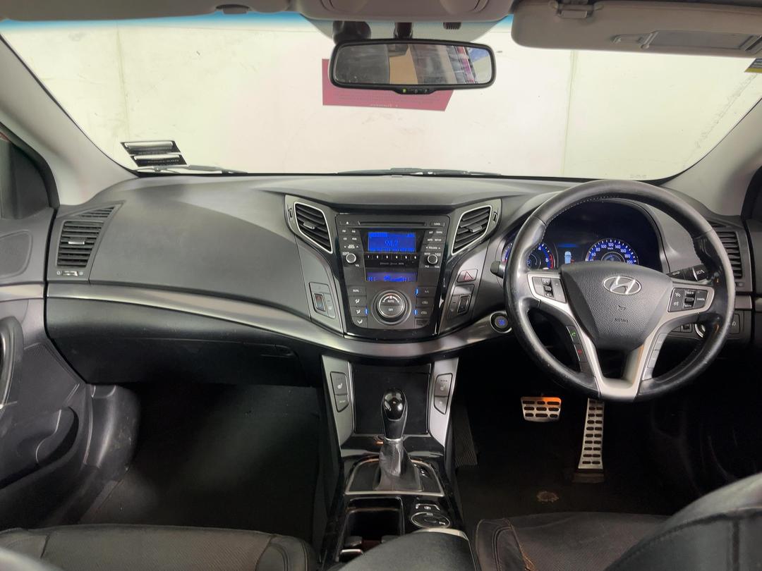 Photo '15' of Hyundai I40 Crdi Photo '15' of Hyundai I40 Crdi