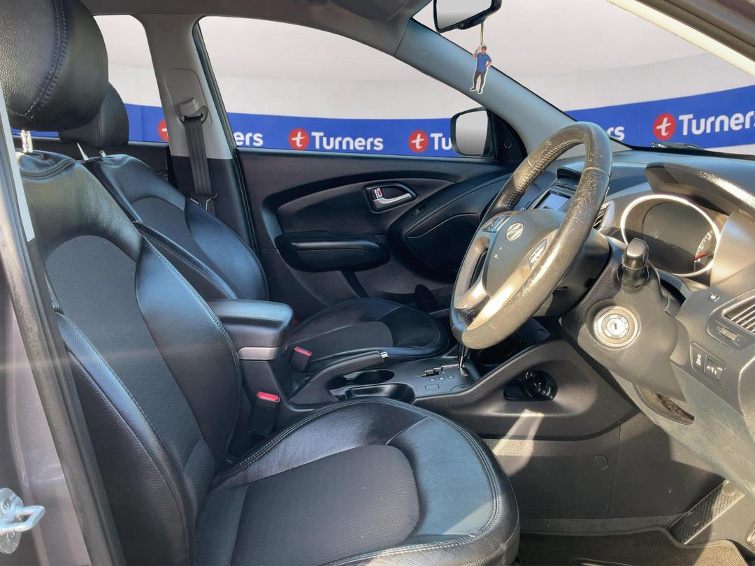 Photo '16' of Hyundai Ix35