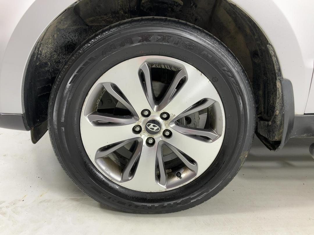 Photo '10' of Hyundai Santa FE