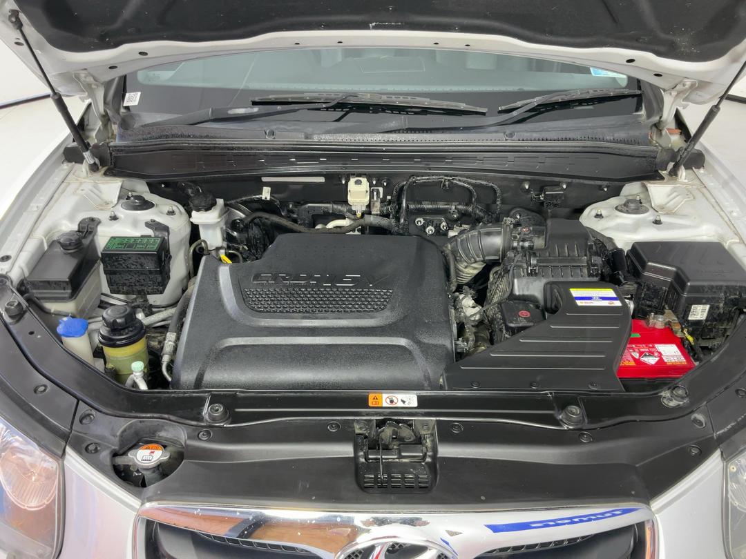 Photo '13' of Hyundai Santa FE