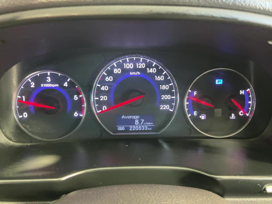 Photo '21' of Hyundai Santa FE