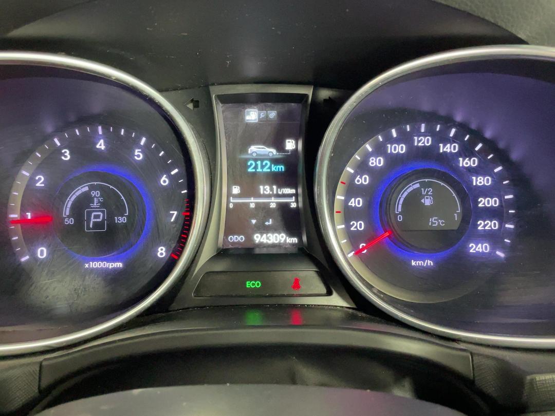 Photo '21' of Hyundai Santa FE