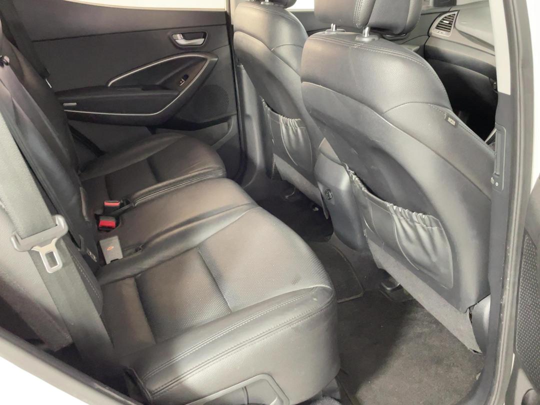 Photo '20' of Hyundai Santa FE