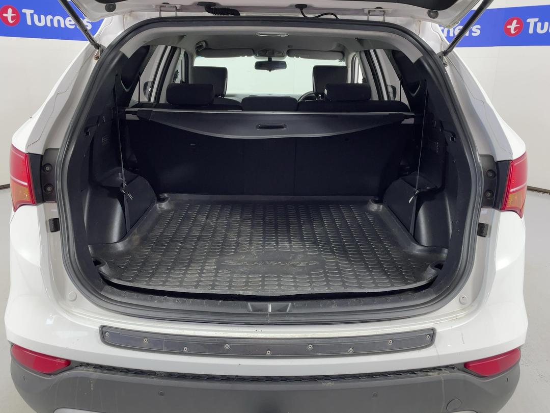 Photo '14' of Hyundai Santa FE
