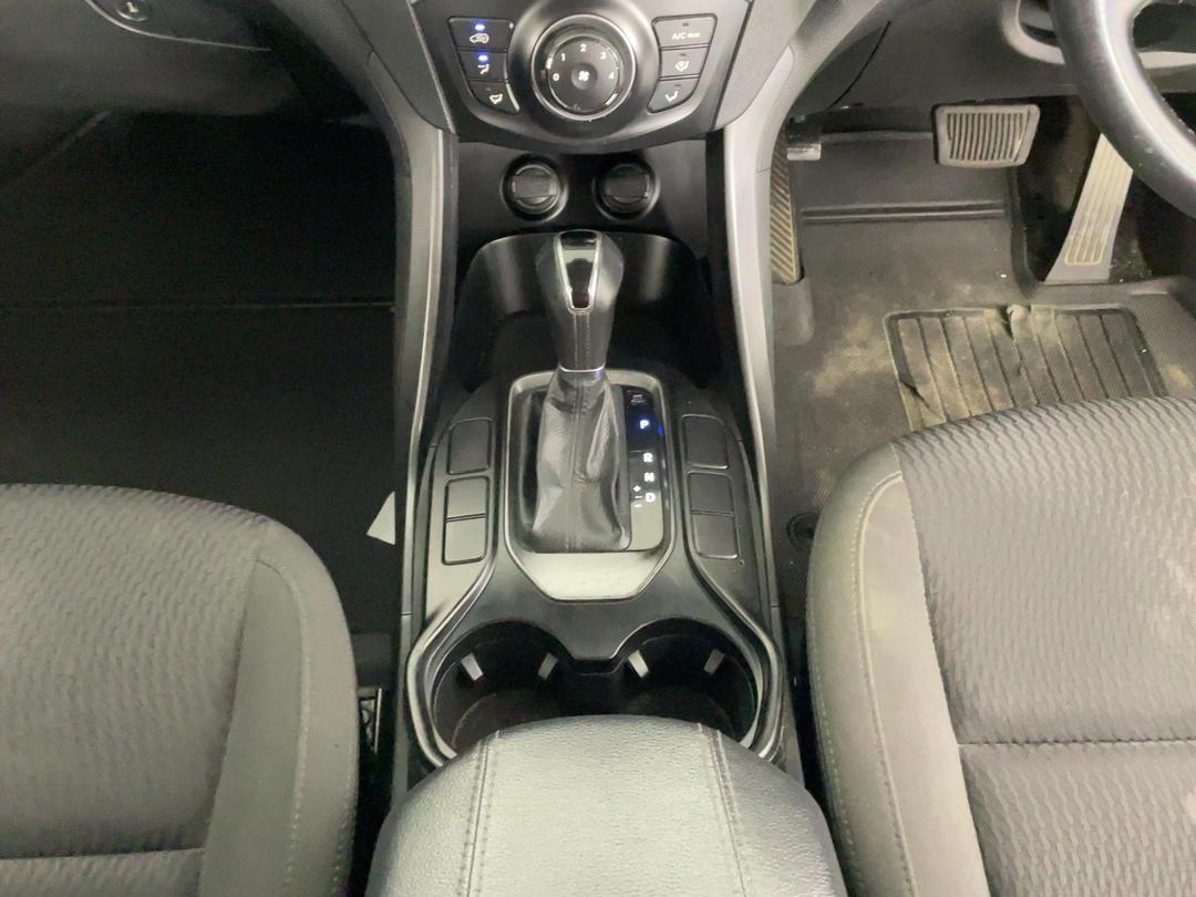 Photo '18' of Hyundai Santa FE