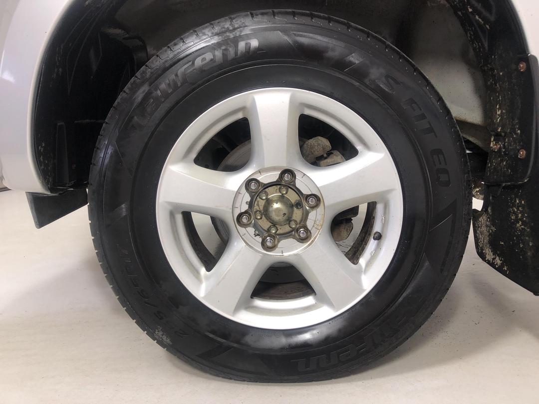 Photo '10' of Isuzu D-MAX