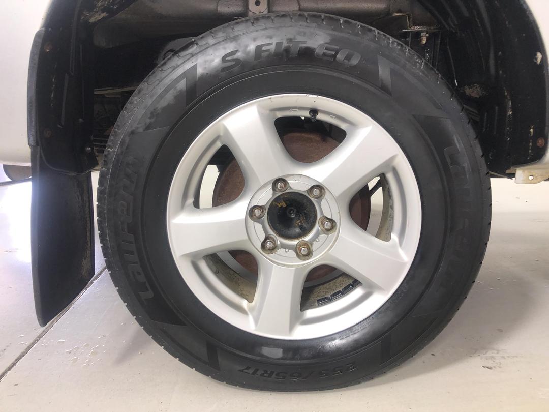 Photo '12' of Isuzu D-MAX