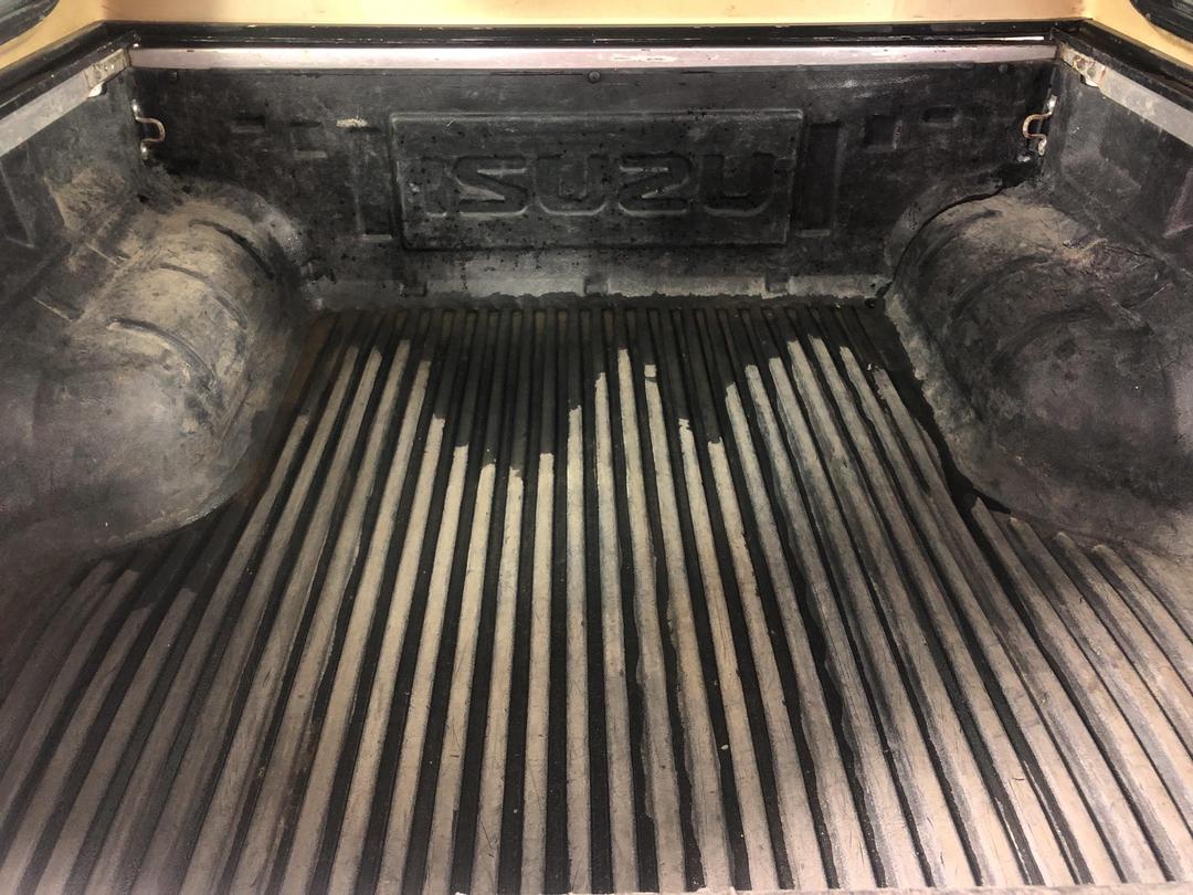 Photo '14' of Isuzu D-MAX