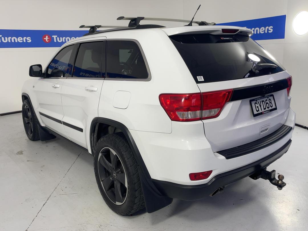 Photo '4' of Jeep Grand Cherokee Laredo CRD Photo '4' of Jeep Grand Cherokee Laredo CRD