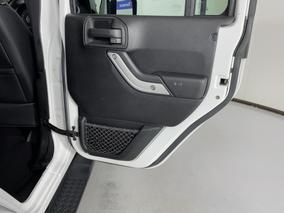 Photo '19' of Jeep Wrangler