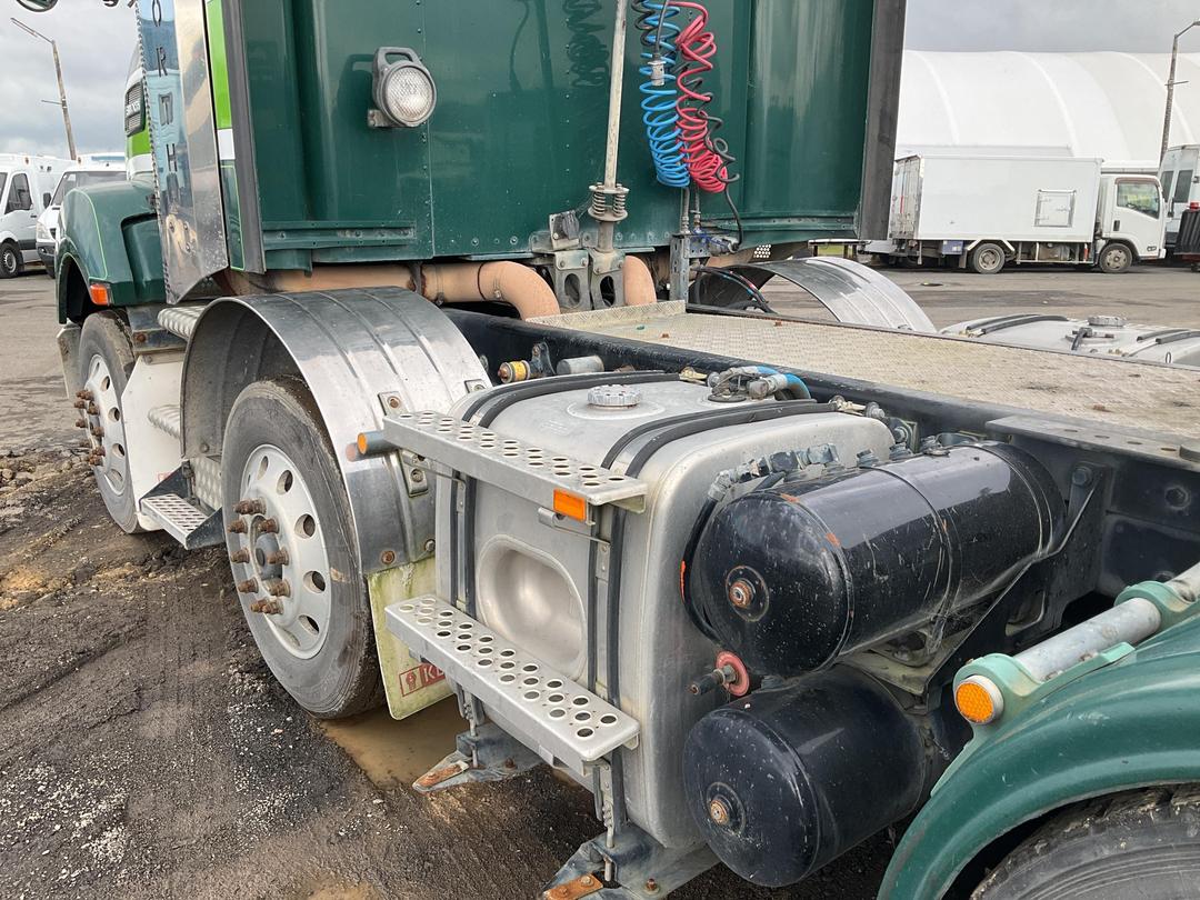 Photo '16' of KENWORTH T 408 Tractor Unit