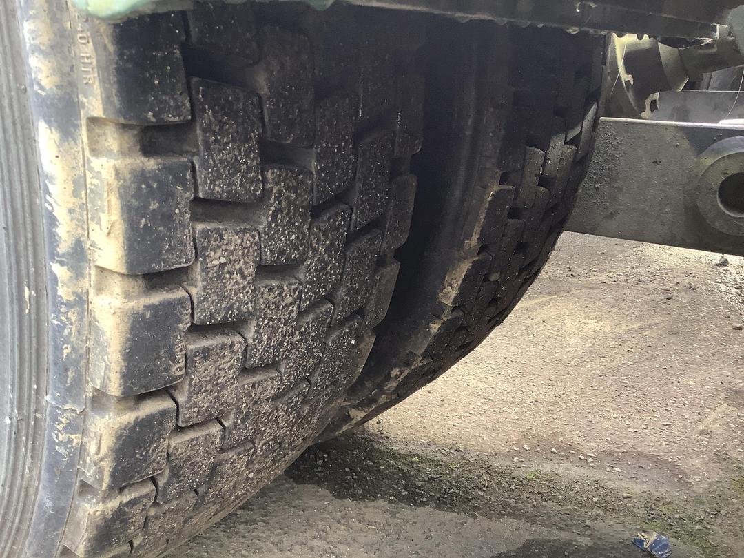 Photo '42' of KENWORTH T 408 Tractor Unit