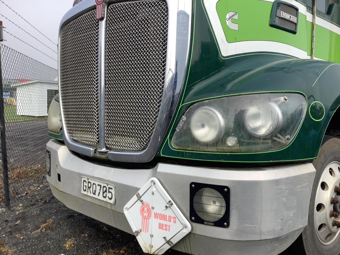 Photo '17' of KENWORTH T 408 Tractor Unit