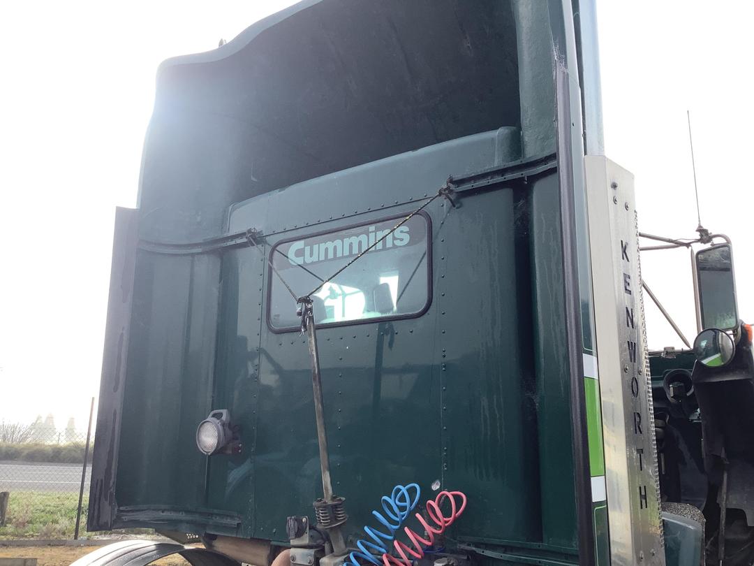 Photo '34' of KENWORTH T 408 Tractor Unit