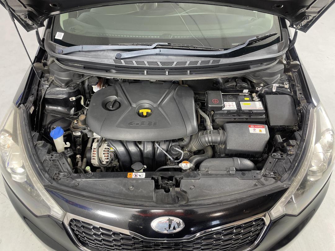 Photo '13' of KIA Cerato