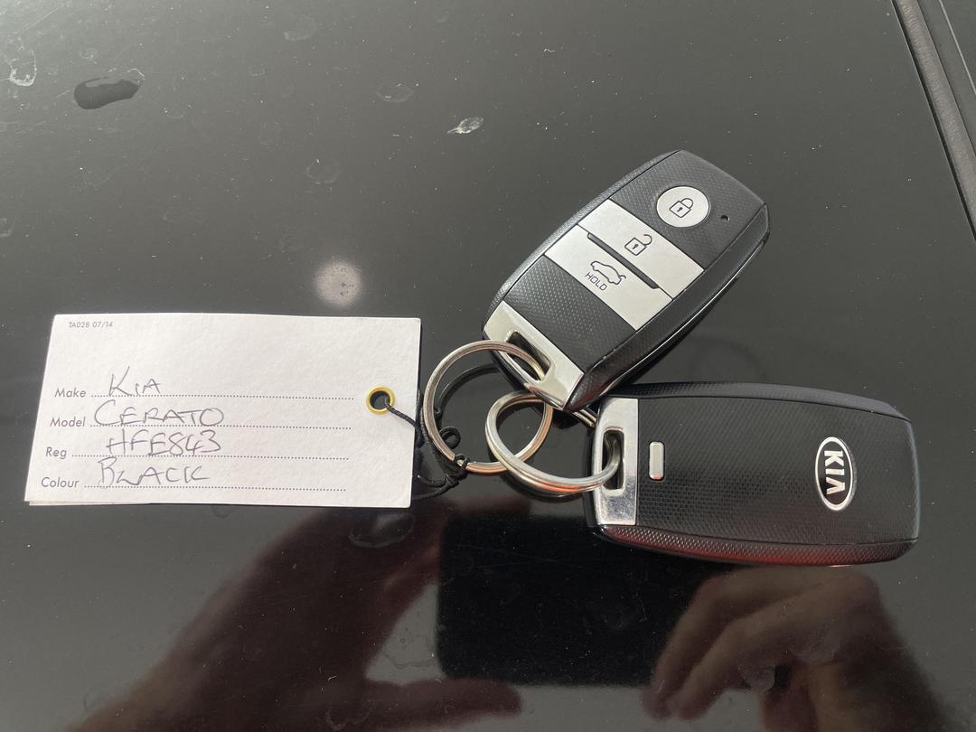 Photo '22' of KIA Cerato