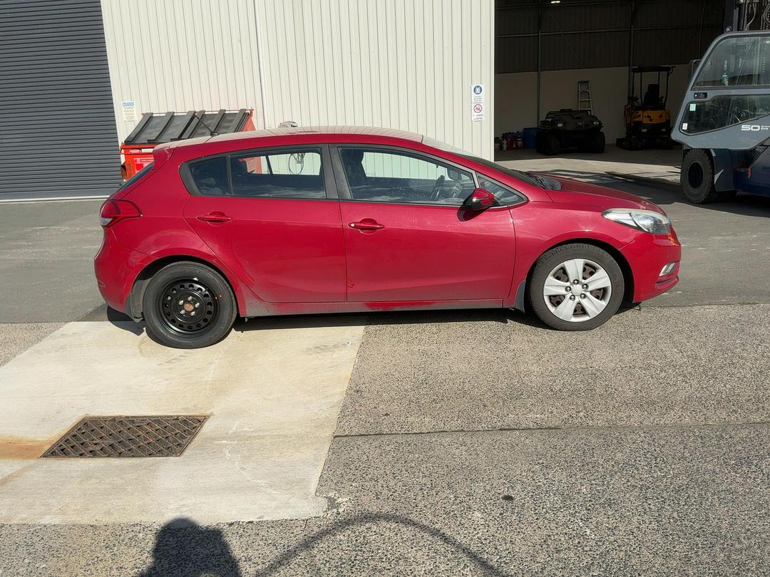 Photo '8' of KIA Cerato LX Photo '8' of KIA Cerato LX