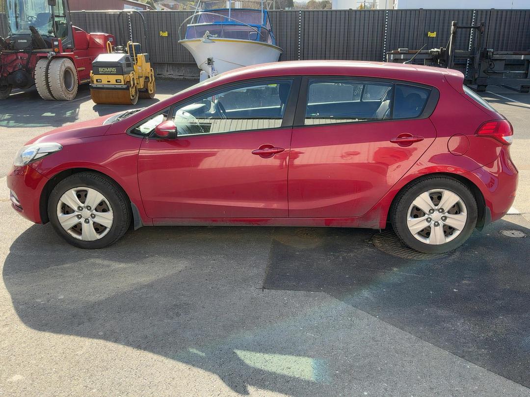 Photo '4' of KIA Cerato LX Photo '4' of KIA Cerato LX